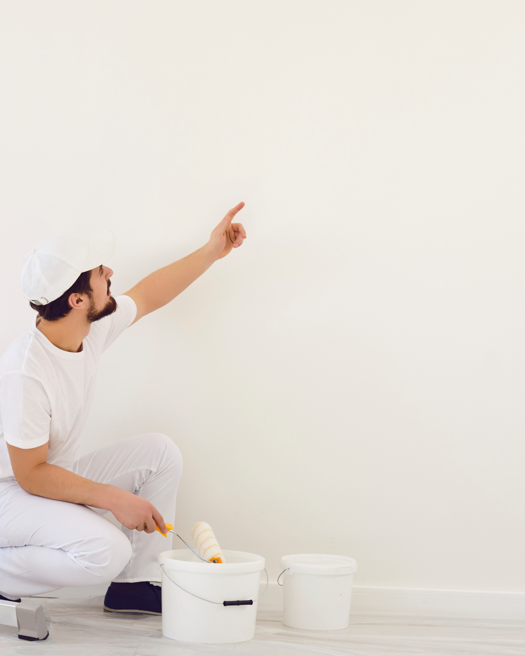 Nuestros expertos se especializan en técnicas avanzadas, como el alisado de paredes y la aplicación de papel vinílico, ofreciendo decoraciones únicas que transforman cualquier ambiente.