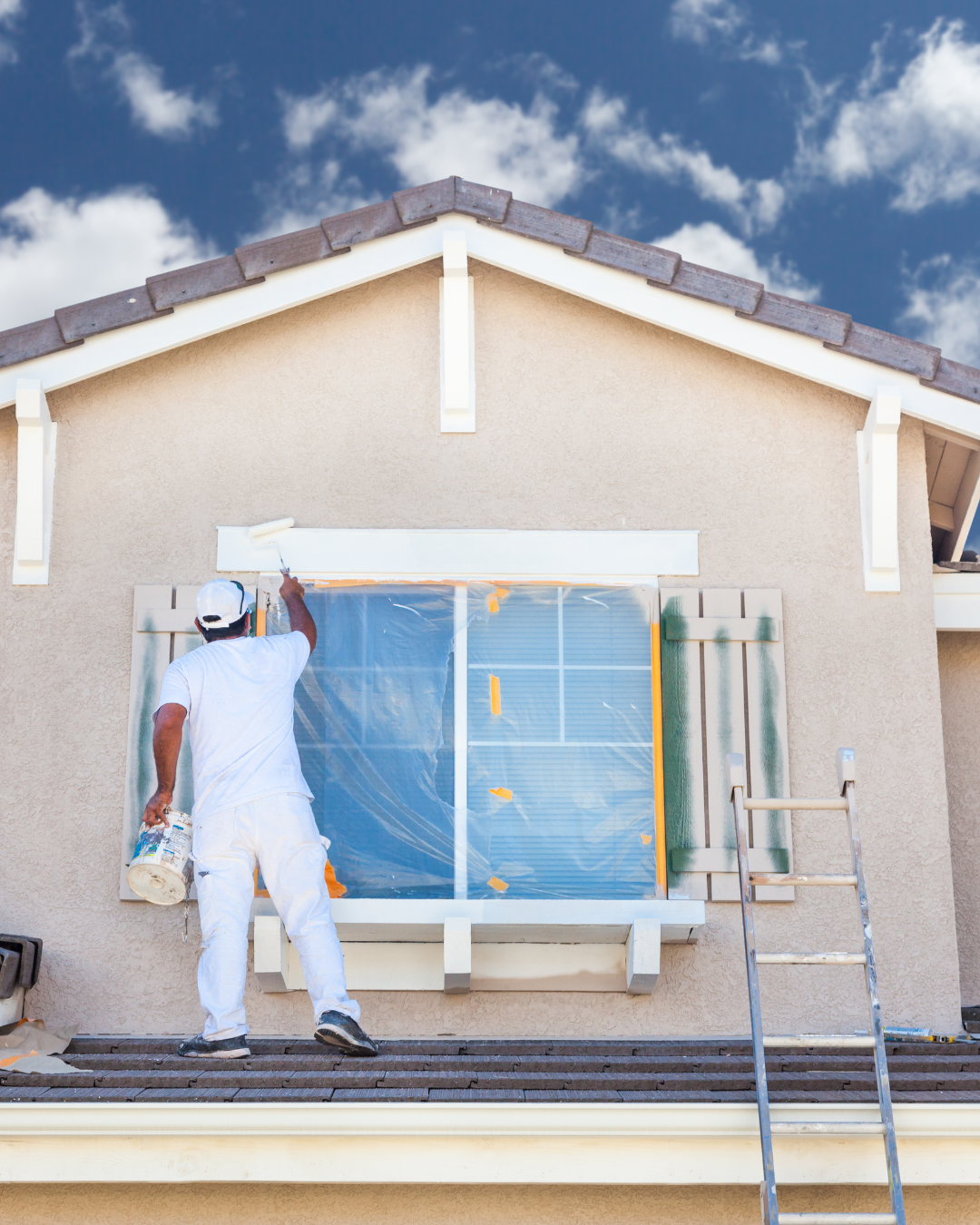 Nuestro servicio especializado se centra en renovar y proteger fachadas de edificios y locales.